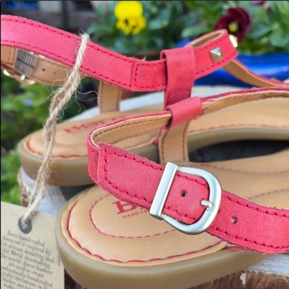 New BORN Chili Pepper Red Leather Sandals - Picture 4 of 16